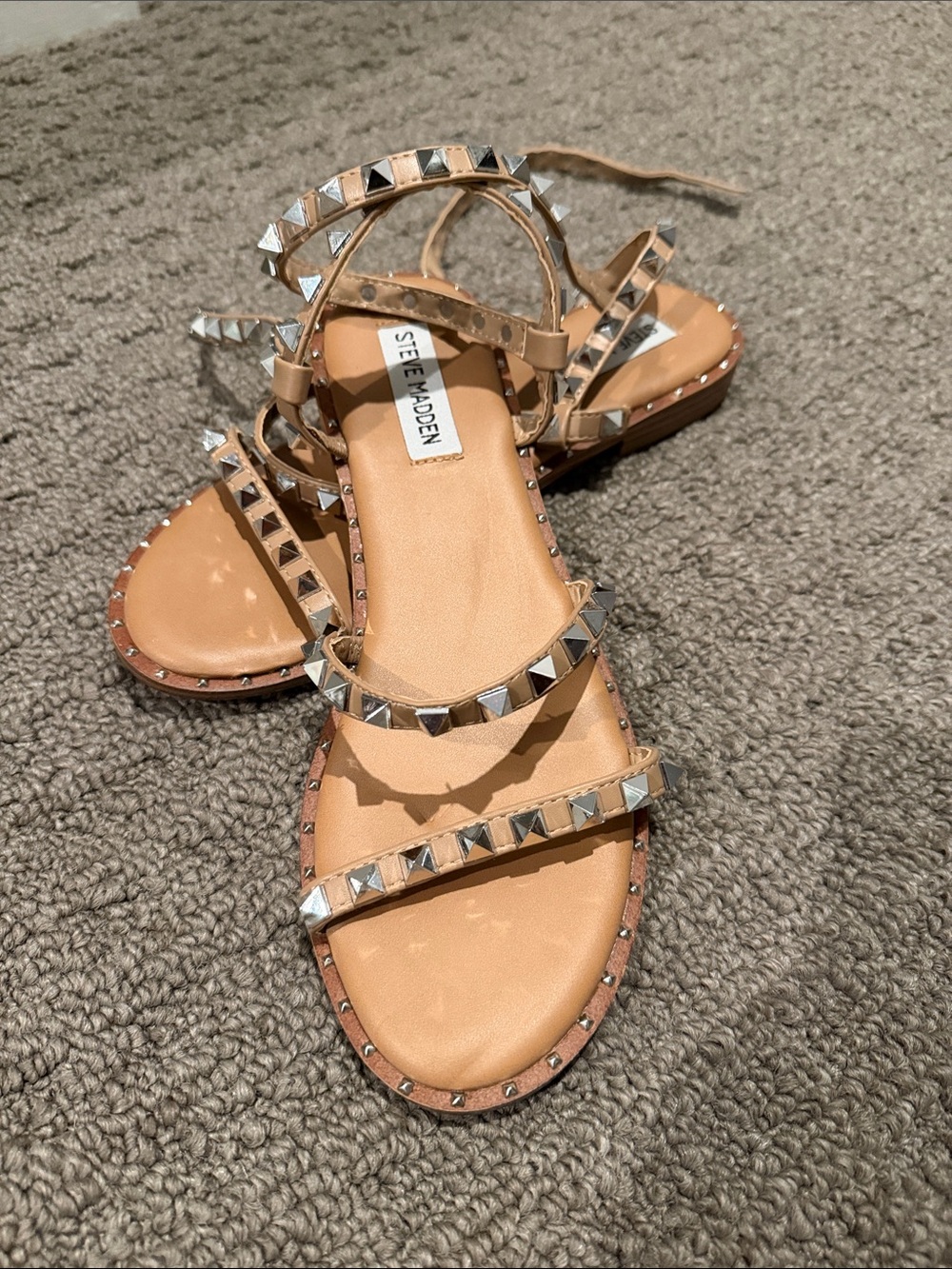Steve Madden Nude Tan Pyramid-Stud Strappy Sandals